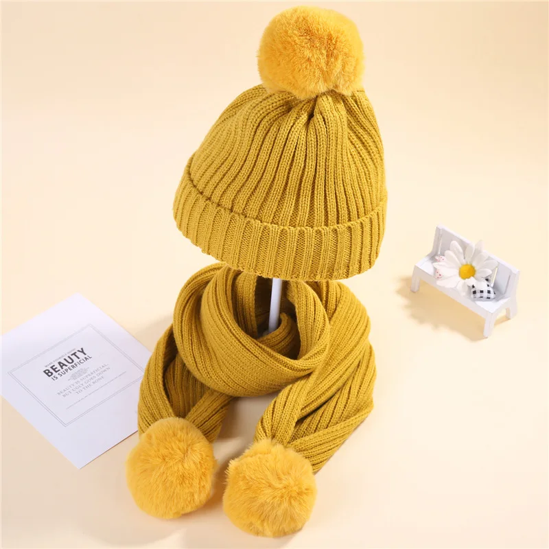 
boys and girls hat and scarf suit with plush and warm in autumn/ winter knitted ball bib 