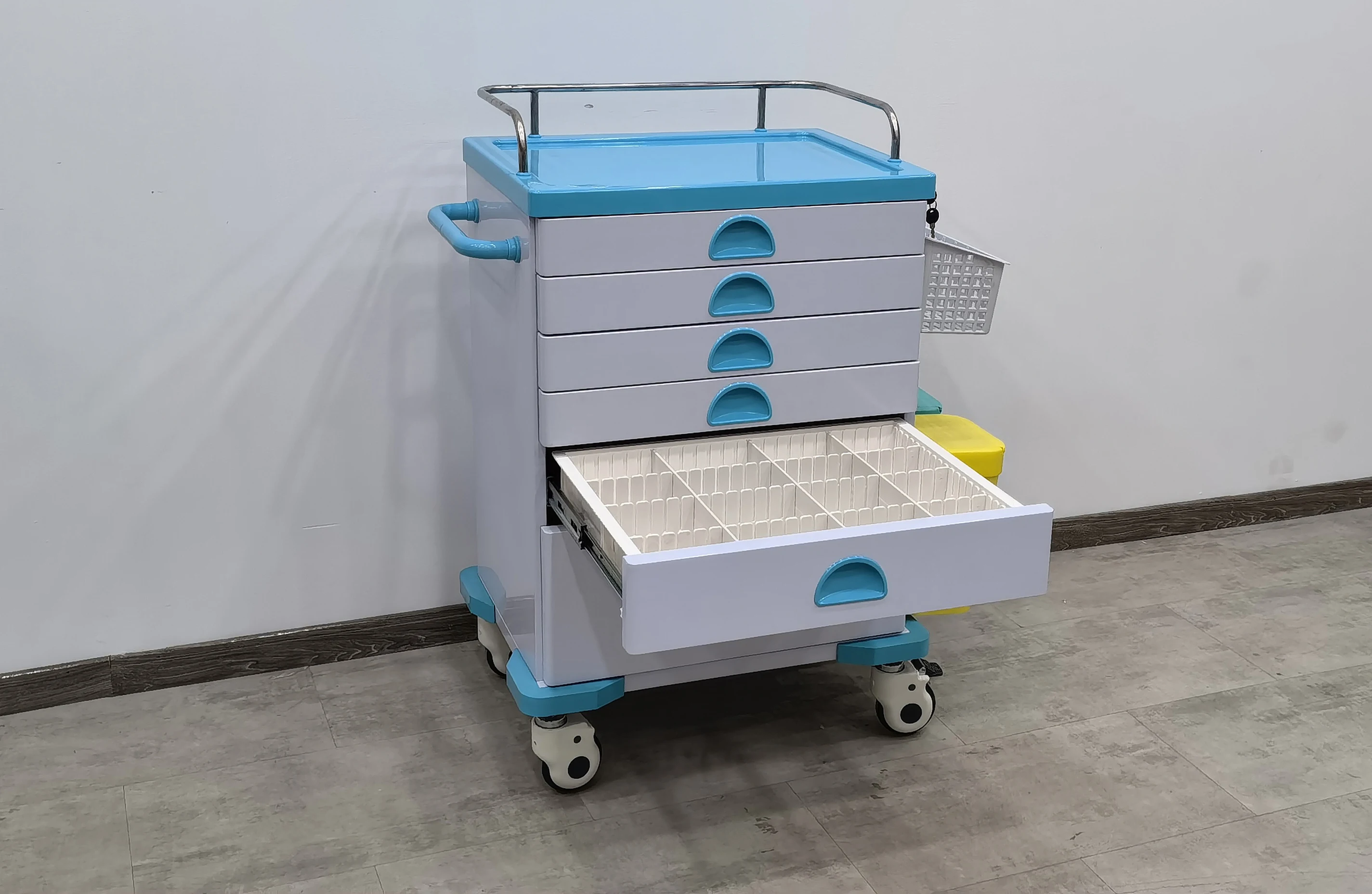 Ginee Medical Abs Plastic Medicine Medical Cart Emergency Treatment Trolley For Clinic Hospital Medical Crash Cart