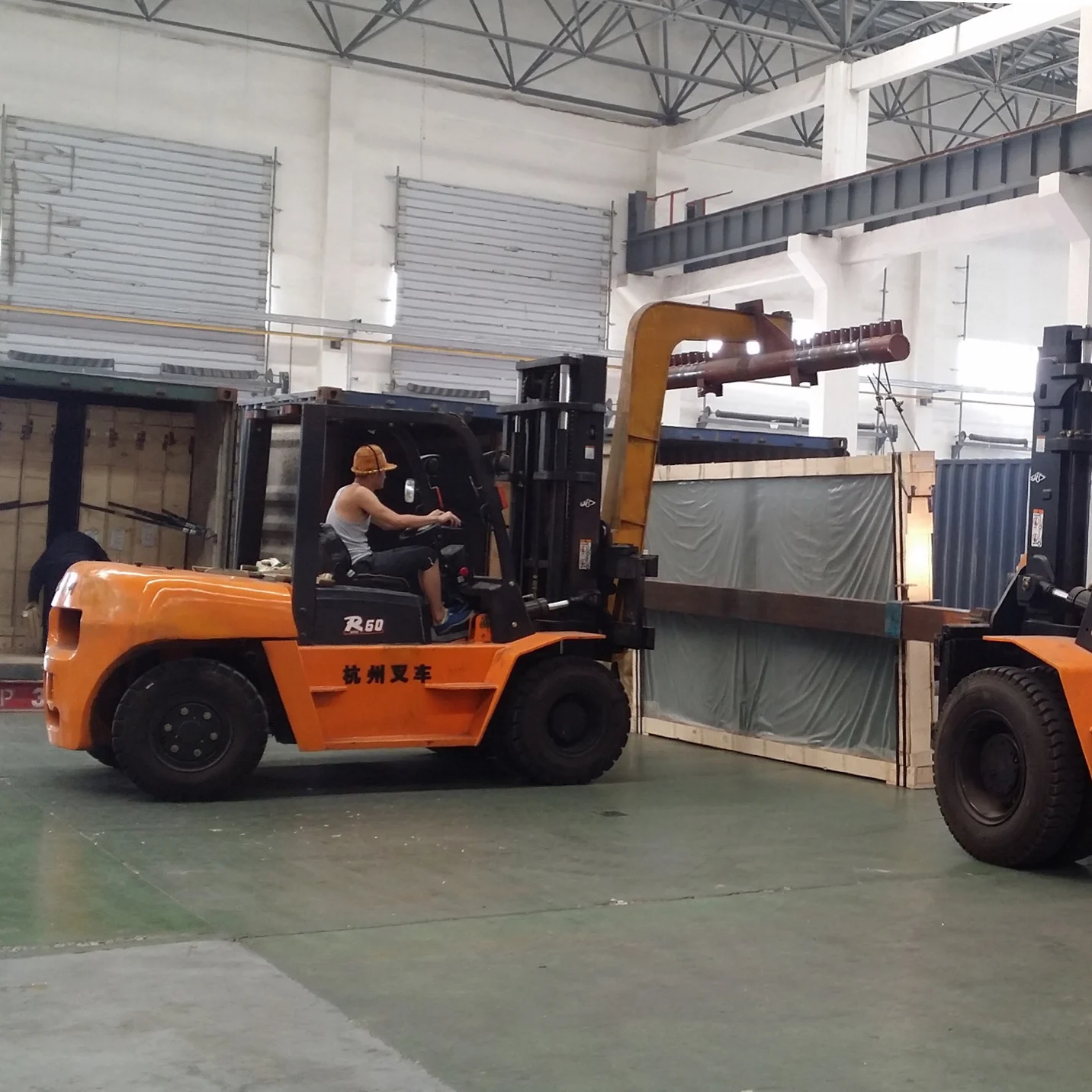 China Factory French Green Sheet Black Plane Church Building Glass