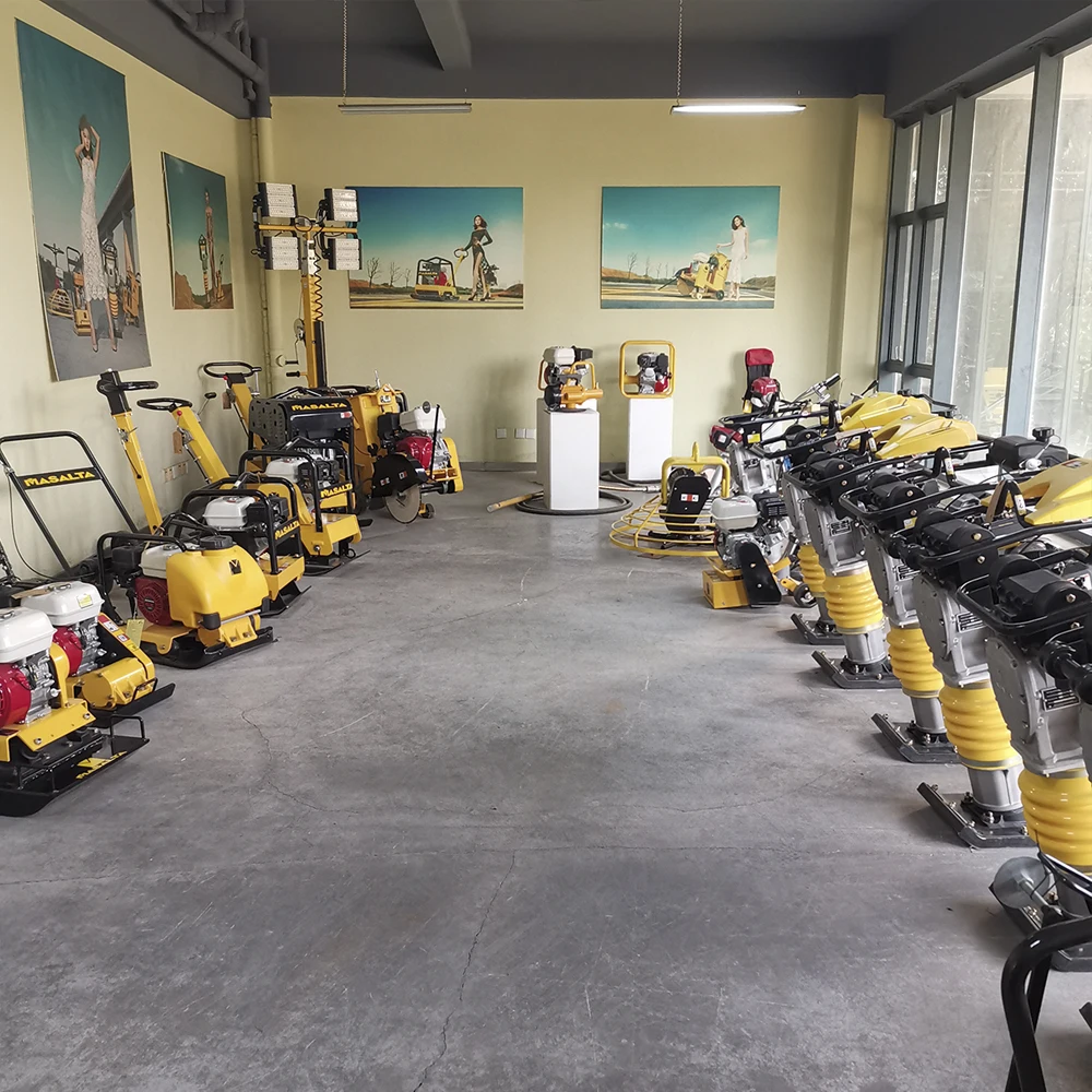 Masalta European Style 60kg Vibratory Plate Compactor Machinery With Honda/robin Engine And Moving Wheel