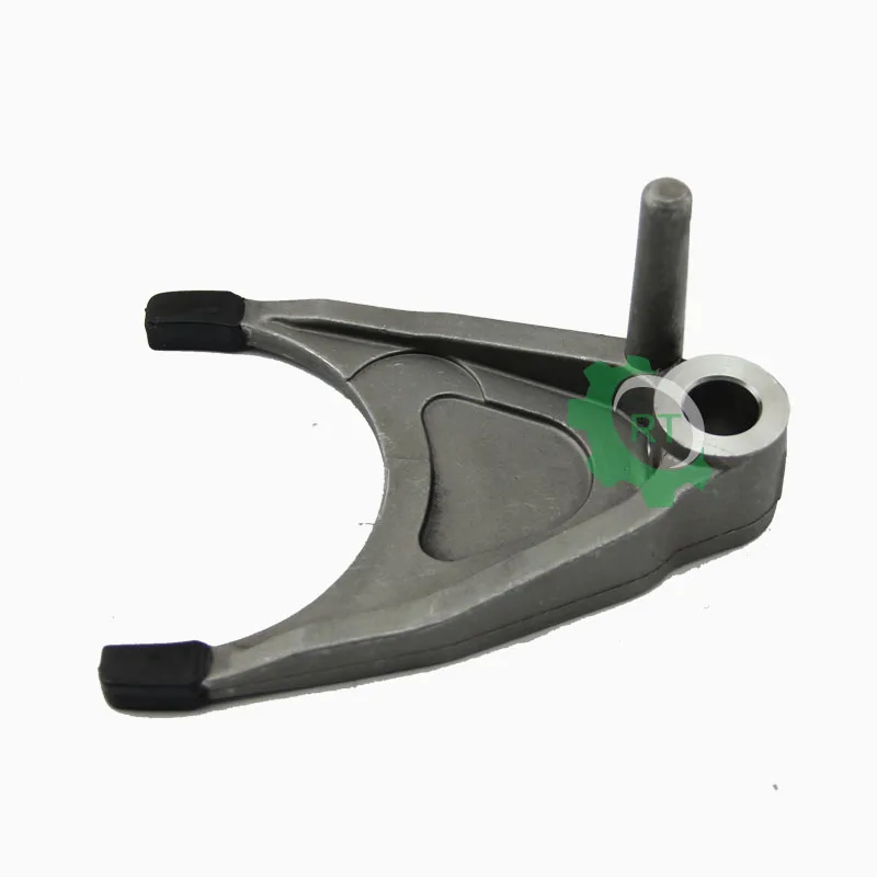 Low Price Gearbox Selector Forks Clutch Release Fork gear shift Gearbox Lift Fork FOR RENAULT/NISSAN 32819-00Q0D/7700736440