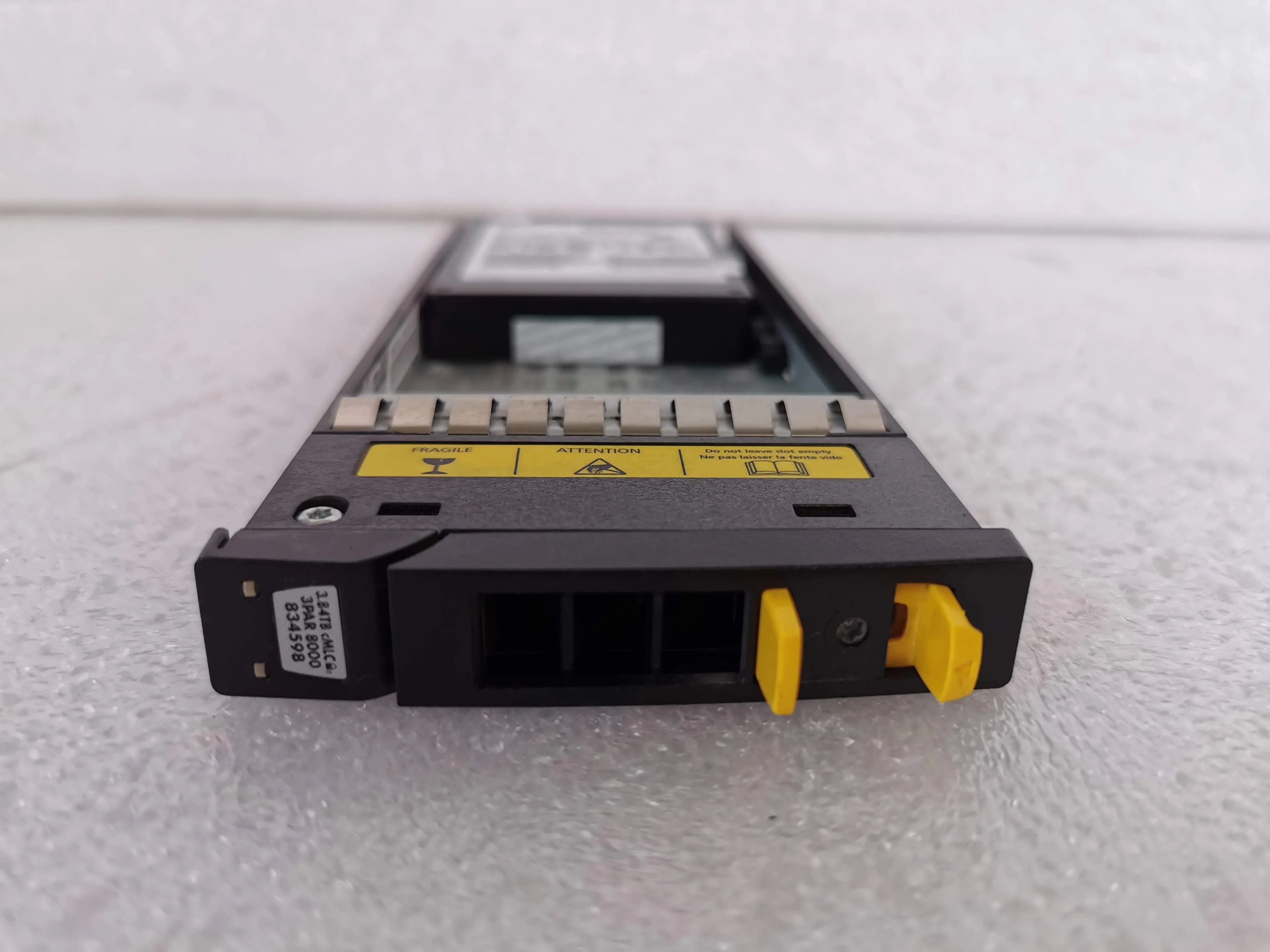 834598-001 для HP 3par 8000 3 84 T SAS 12 Гбит/с cMLC SSD жесткий диск 834449-001 828832-003
