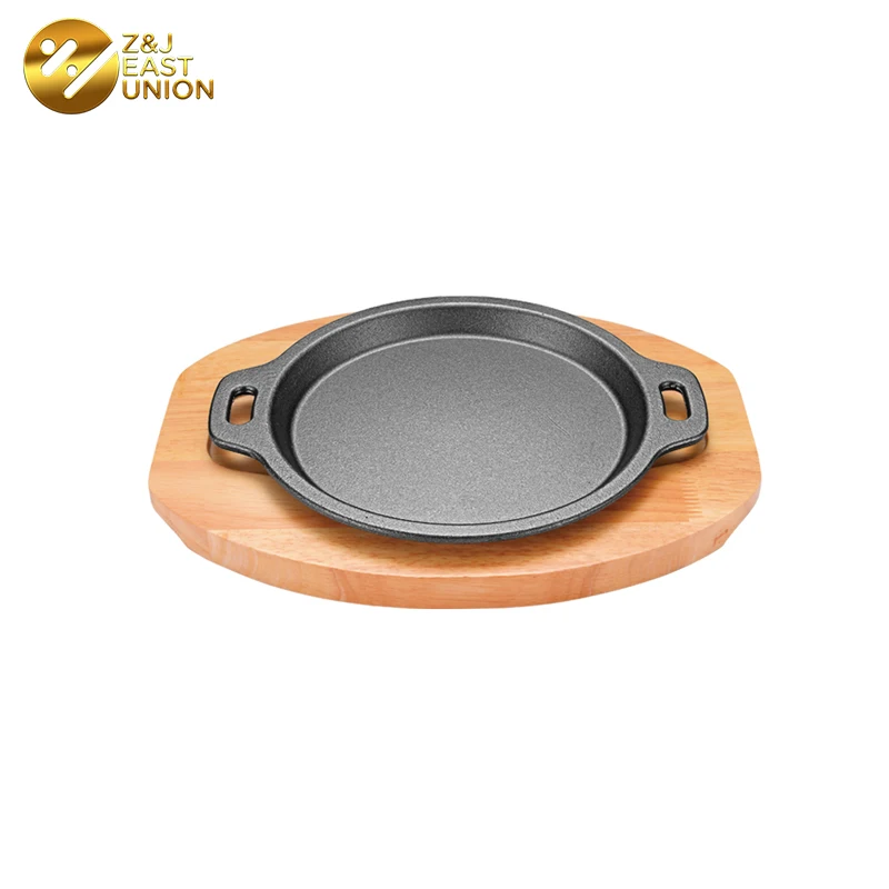 Christmas Round Cast Iron Sizzling Hot Plate Sizzling Platter Induction With Wood Tray Branding Handle