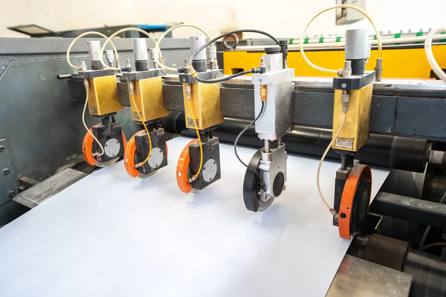 China Manufacture Custom Package High CIE Brignhtness A4 Copy Paper 70gsm 80gsm Office A4 Paper 500sheets/ream