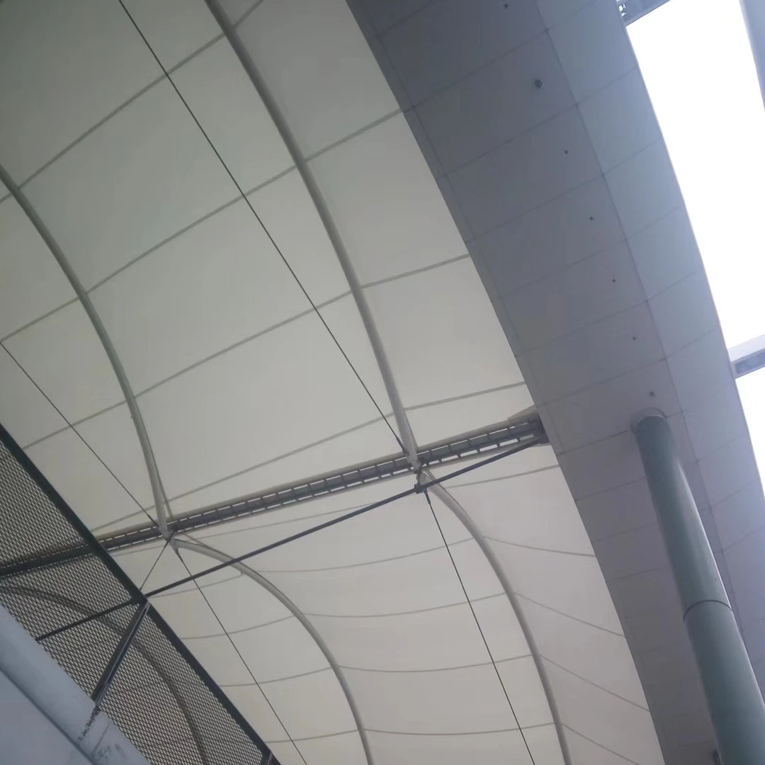 Architectural membrane structure for outdoor shading and rainproof covering the roof