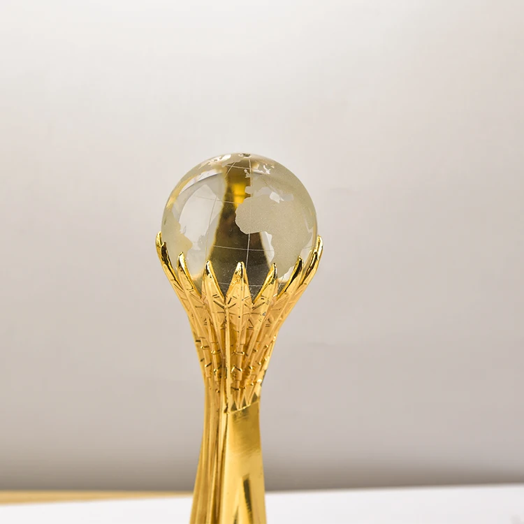 Manufacturer custom wholesale OEM metal sports award gold cup trophies