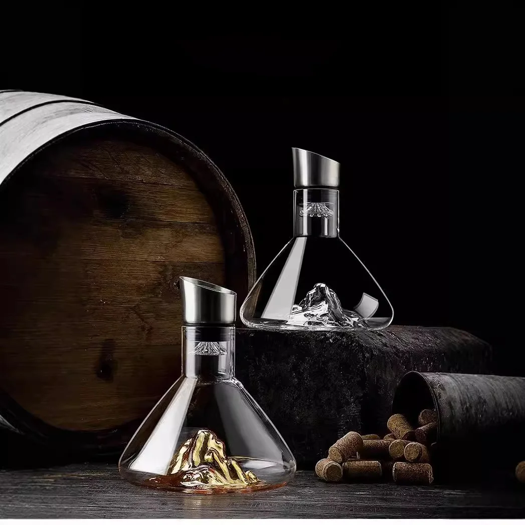 Clear Lead-free Crystal Glass Red Wine Carafe Hand-held Wine Decanter Built-in Aerator Pourer Wine