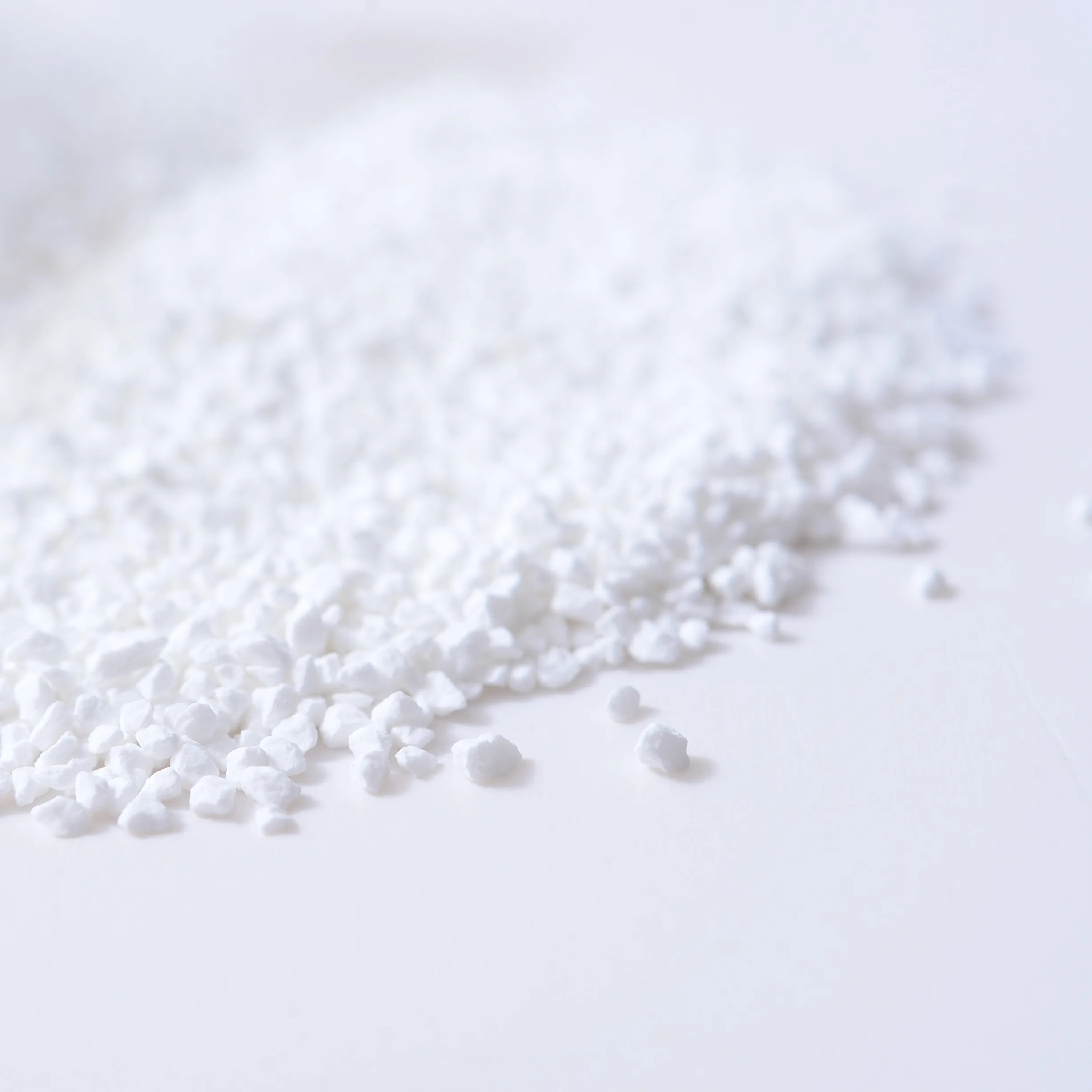 LC12013E Swimming Pool Water Treatment Chlorine Tcca Granular 90% With USA Standards Buckets