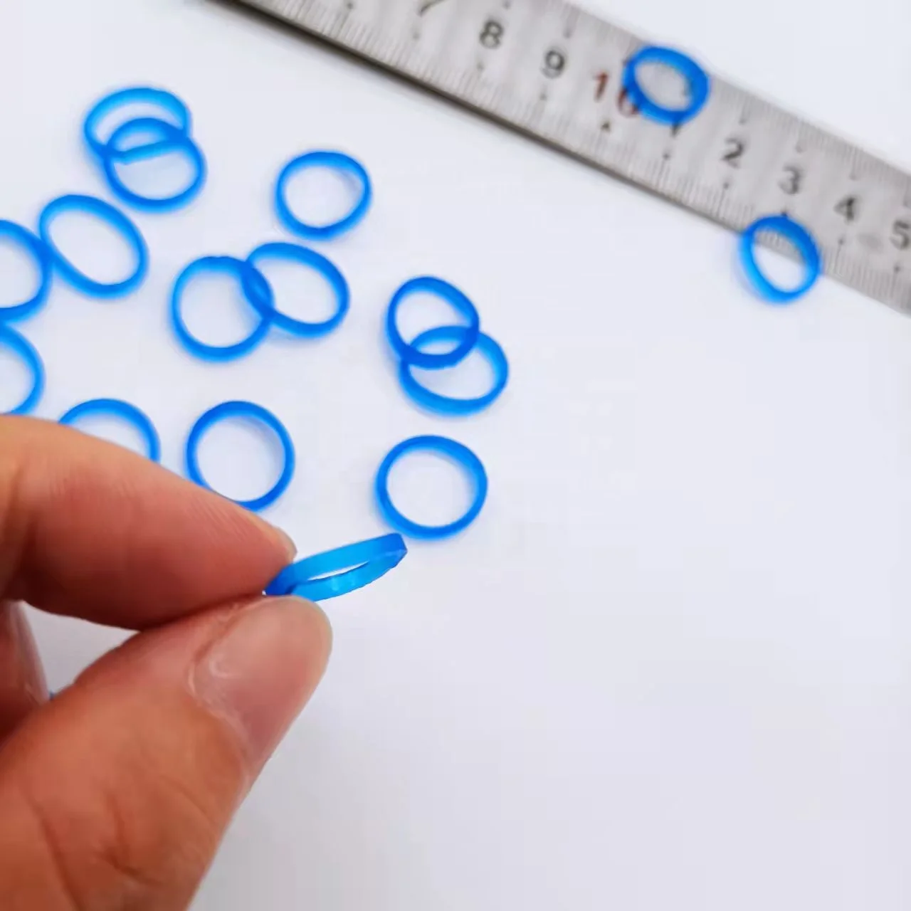 Мини-резинка на заказ, белые цветные натуральные эластичные резинки OEM, микро Синтетическая резиновая лента, небольшие размеры