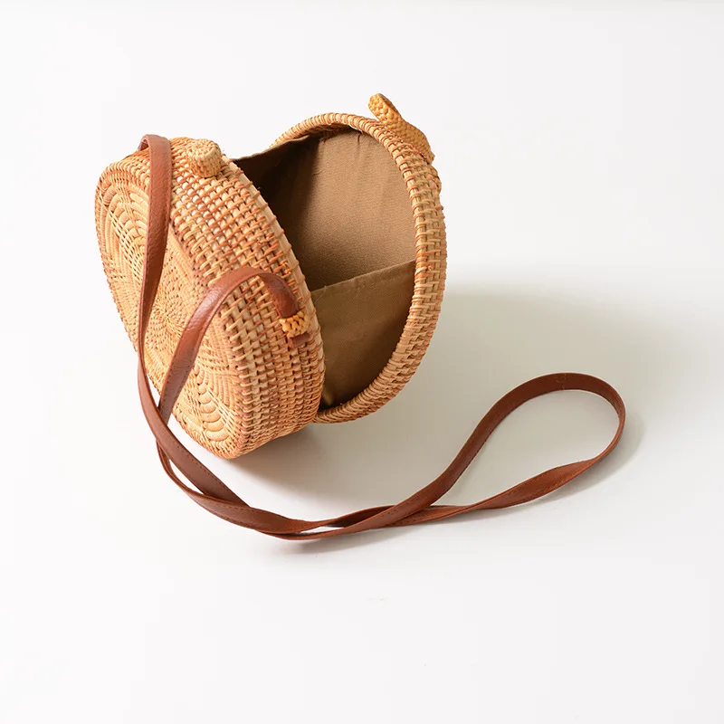 2023 Vietnam rattan beach bag natural rattan wicker bag Hand woven straw beach bag for girl