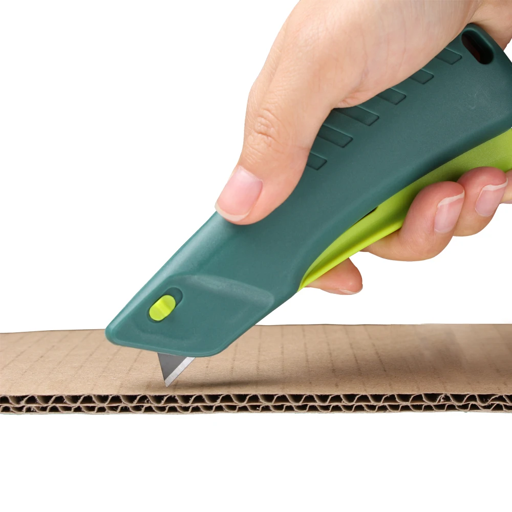Blade automatically retracts safety box cutter smart squeeze trigger knife