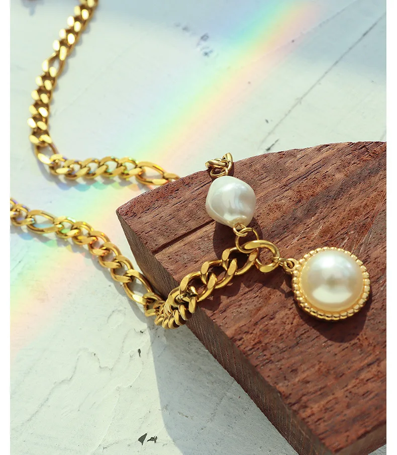 High Quality  Fashion Jewelry Pearl Pendants Chunky 18K Gold Plated  Stainless Steel Chokers Necklace For Women