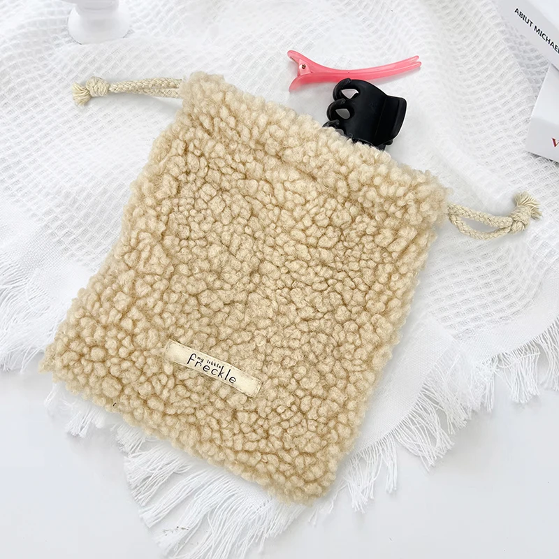 SA8000 GRS Yile Custom Fleece Drawstring Bag with Cotton Lining Sherpa Women Cosmetic Travel Pouch Favor Bags