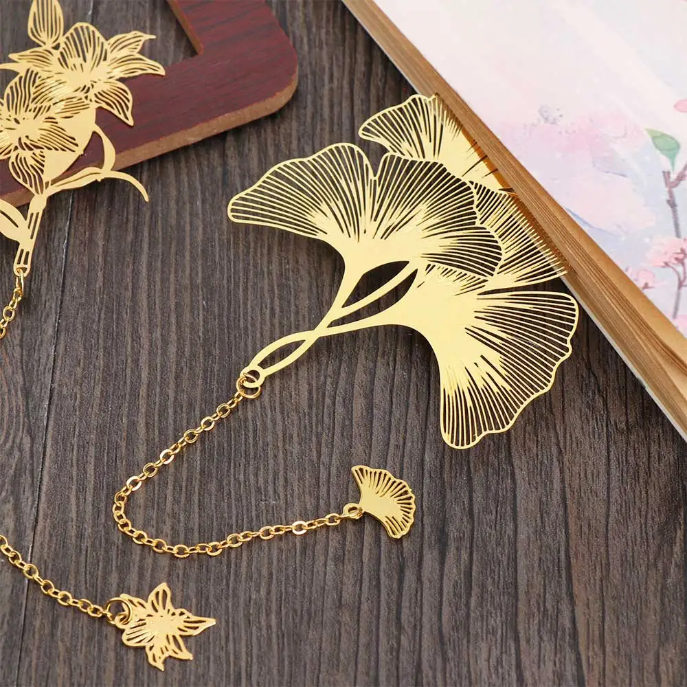 Hot Selling With Chain Unique Leaf Flower Plant Gifts Bookmark Golden Hollow Bookmark For Book Metal Plant Bookmark