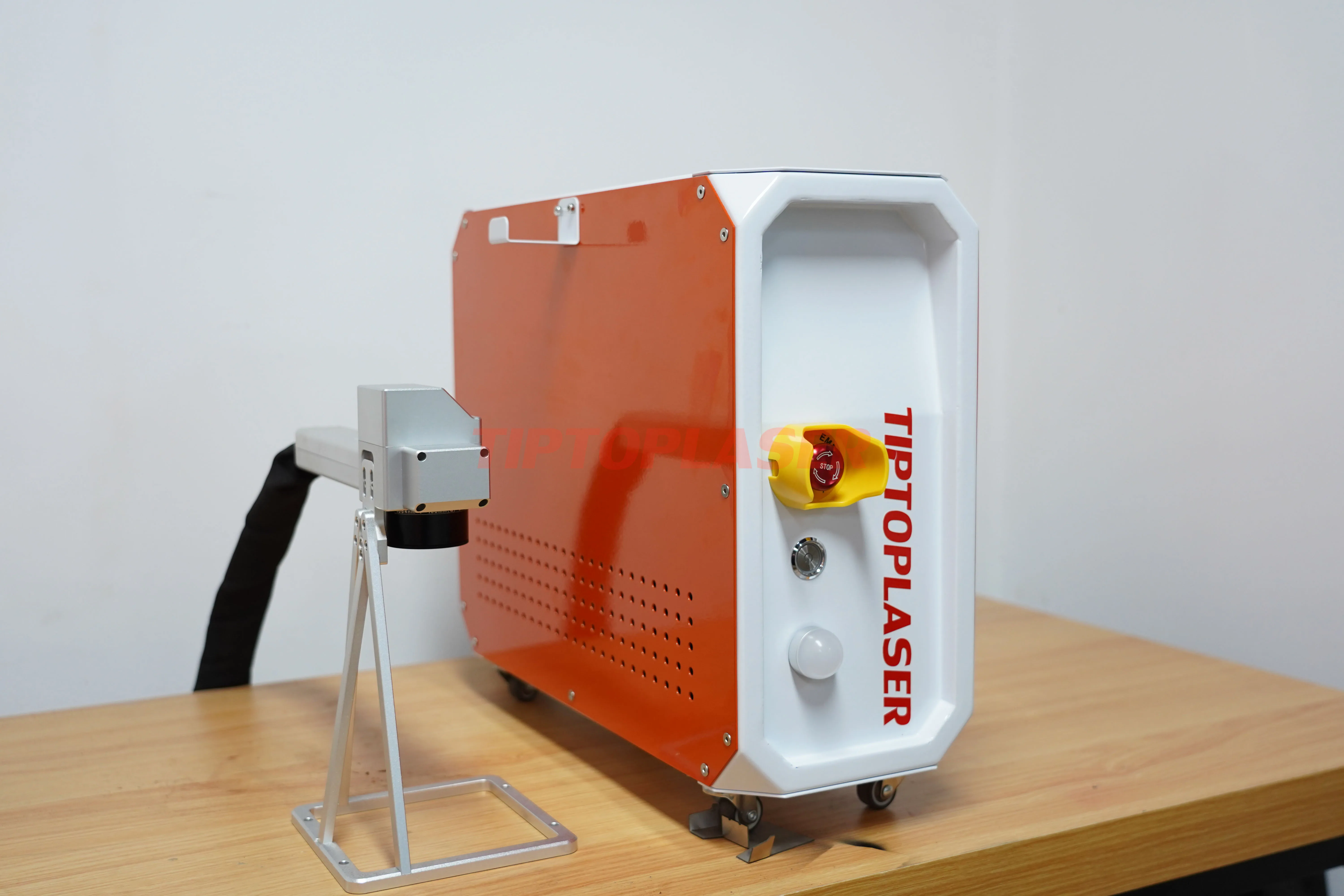 100w 200w 300w Portable Pulse Laser Cleaning Cutting Marking Machine for Rust Paint Oil Removal Metal Rust Removal Price