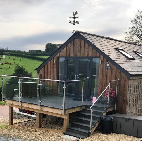 YL Top high quality stainless steel handrail balustrade balcony design railing post