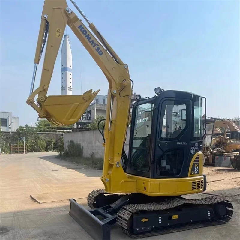 Мини-экскаватор Komatsu 55 mr для продажи хорошее состояние хорошая цена 5 тонн Рабочий вес