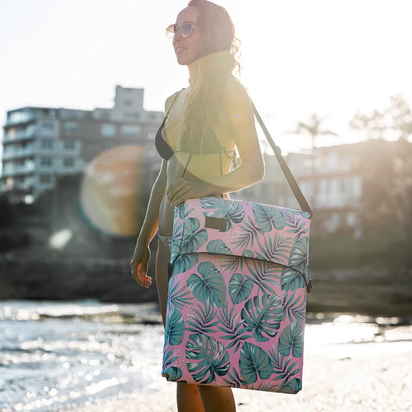 Custom Outdoor Reclining Chair Backpack Wood Folding Picnic Portable Camping Low Sand Beach Chairs