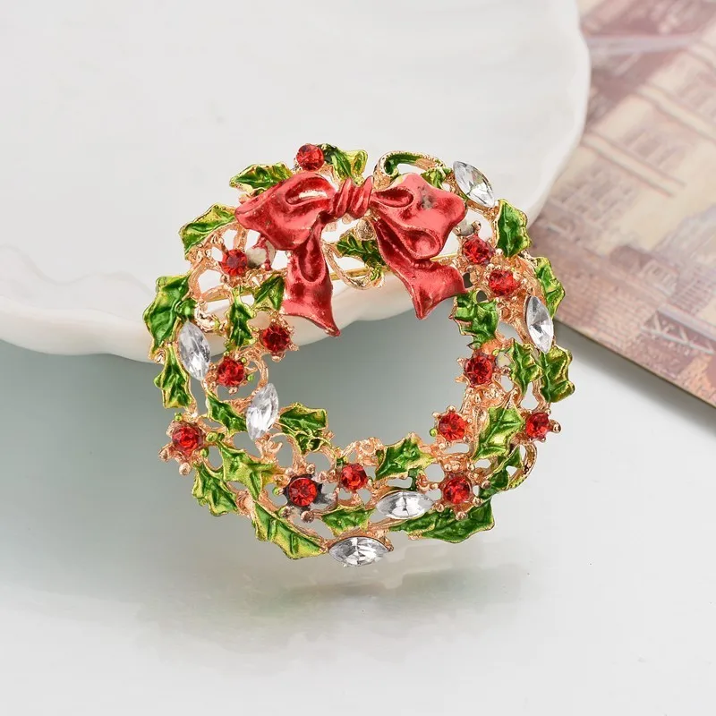 Custom Cute Cartoon Santa Claus Christmas Tree Boots Wreath Heart Enamel Christmas Brooches