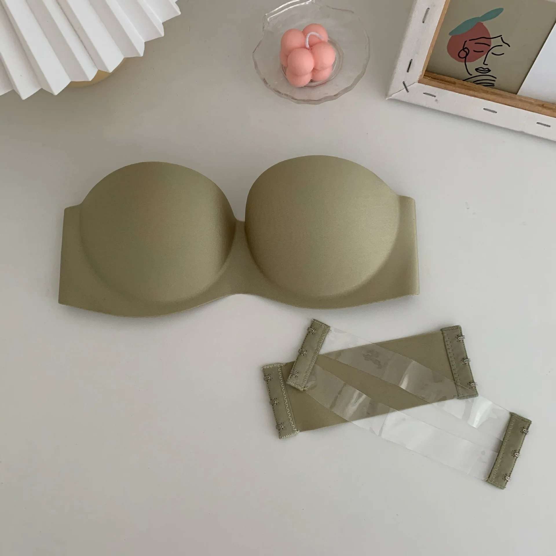 Wholesale Best Seller 32 Size Non-slip Bra Latest Design Bra Bralette Underwear Women 1/2 Cup Cheap Bra