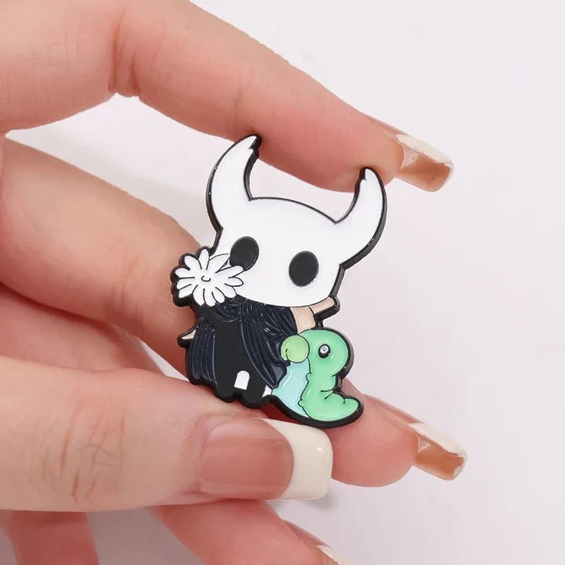 Anime Game Brooch Hollow Knight Role Enamel Pins Funny Cartoon Brooches Backpack Lapel Badge Jewelry Accessories Gifts Wholesale