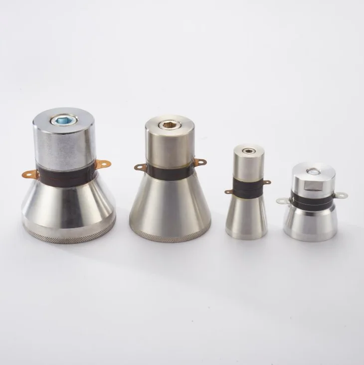 Low Frequency 25KHz Piezoelectric Ceramic Ultrasonic Transducer Ultrasonic Oscillator For Ultrasonic Cleaning Machine