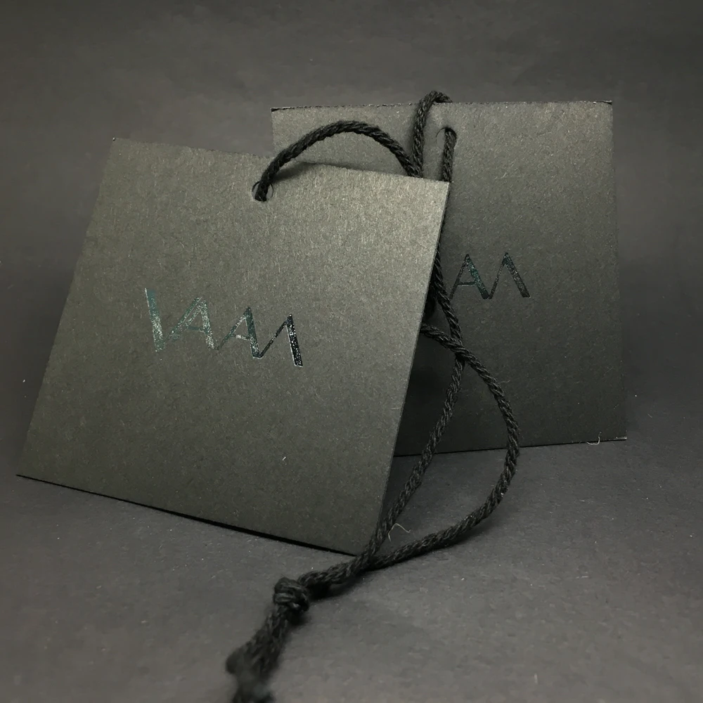 Recycled Coated Paper Shoes Jeans Garment Bags Luxury Emboss Foil Paper Elastic Cord String Swing Clothing Price Hang Tags