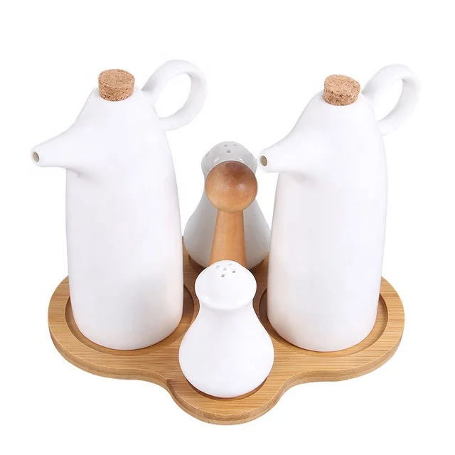 High quality Ceramic oil pot soy saucer bottle  cruet for kitchen  accessories