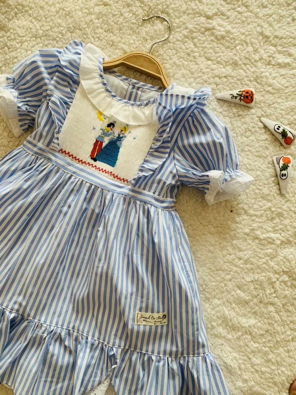 Smock Velvet Dress With Long Sleeves Girls Party Dresses Princess Children Cheap Price  Luxury Using For Baby Girl Baby.