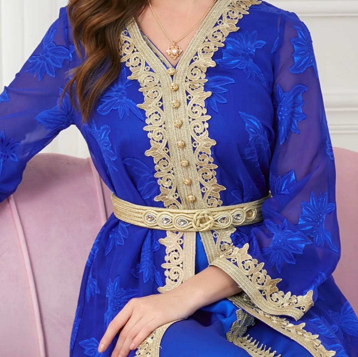 Dubai Luxury Abaya Eid Muslim Wome Gold Embroidery Modern Abaya Kimono Designs V-Neck 2 Pieces Set Elegant Maxi Dress