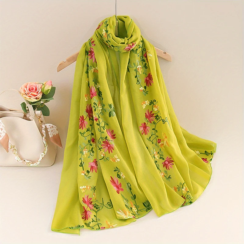 Custom female thick soft female handkerchief scarves are embroidered for women