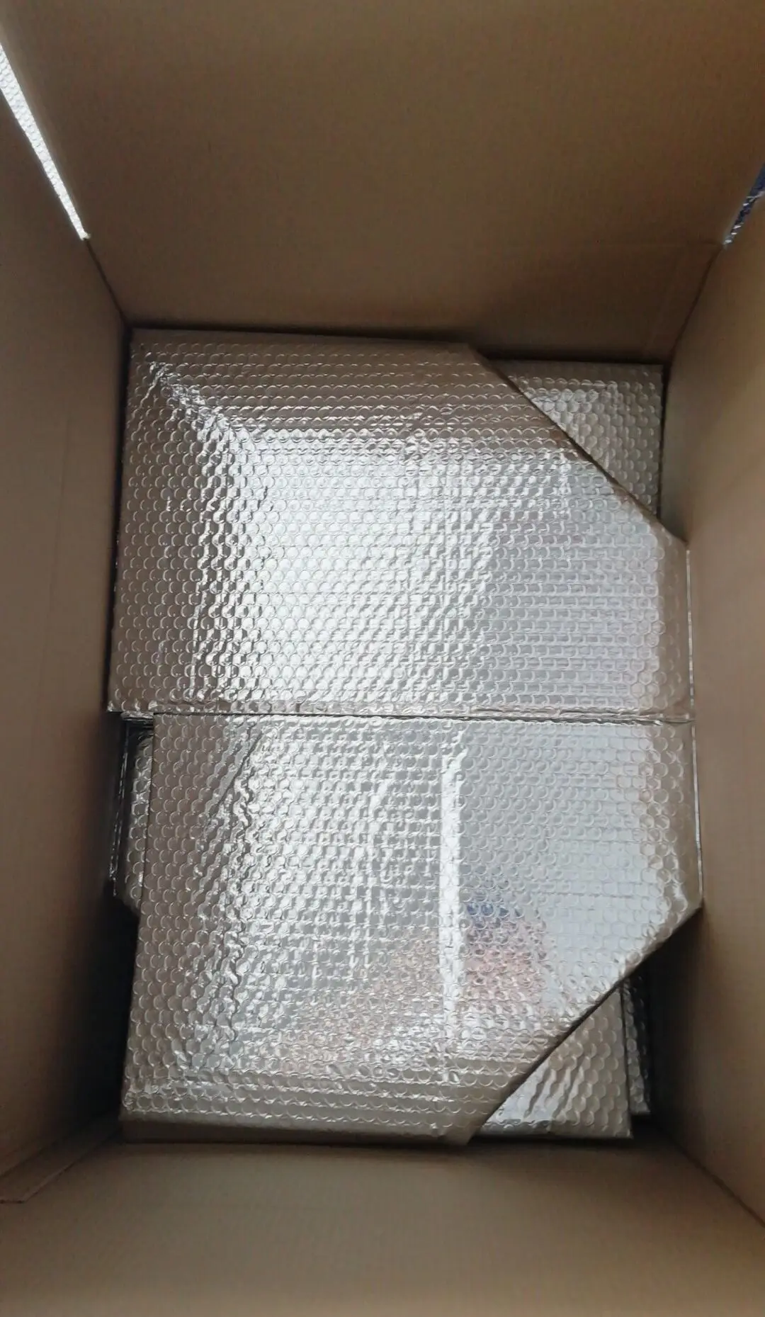 Insulated Bubble Shipping Box 3D Box Liner