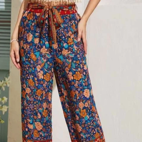 Женский комбинезон, женские брюки и топы в богемном стиле с цветочным принтом
