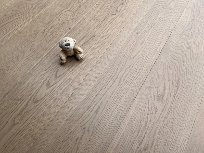 European oak color stained engineered wood flooring factory price