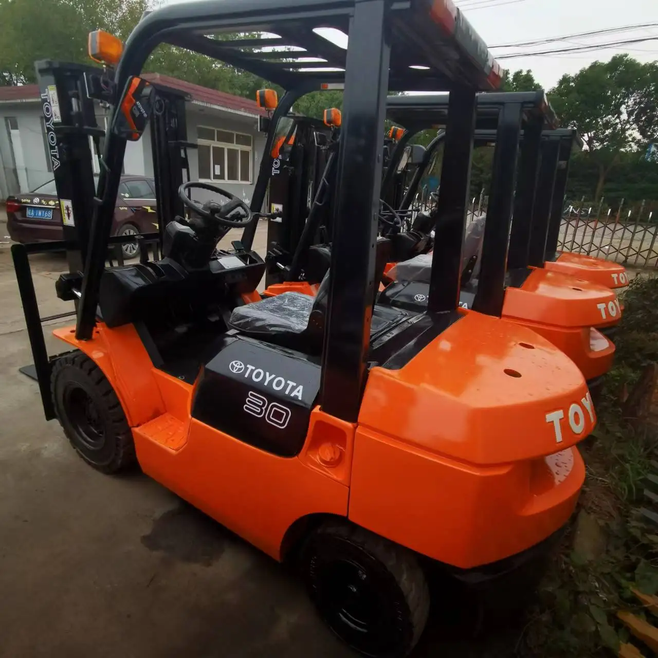 Used TOYOTA 30 Crawler Forklifts/Low Price Made inJapan Used 2nd Hand 3 Ton Toyota 30 Forklifts Low Price For Sale on China