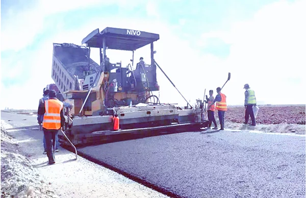 NIVO asphalt paver series 1.5m 4.5m 6m 9m 12.5m wheel Asphalt Pavement machine or wheel asphalt paver or parts