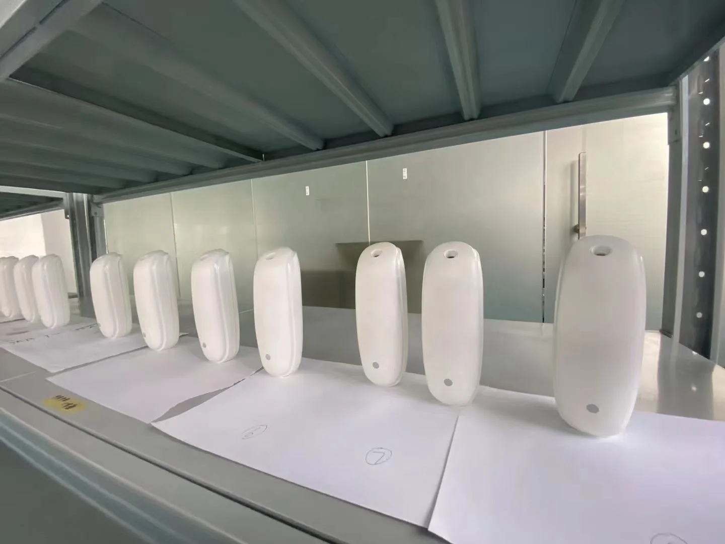 Aroma Factory Small Area Battery Air Dispenser Home and Elevator Fragrance Air Scent Machine Aroma Diffuser