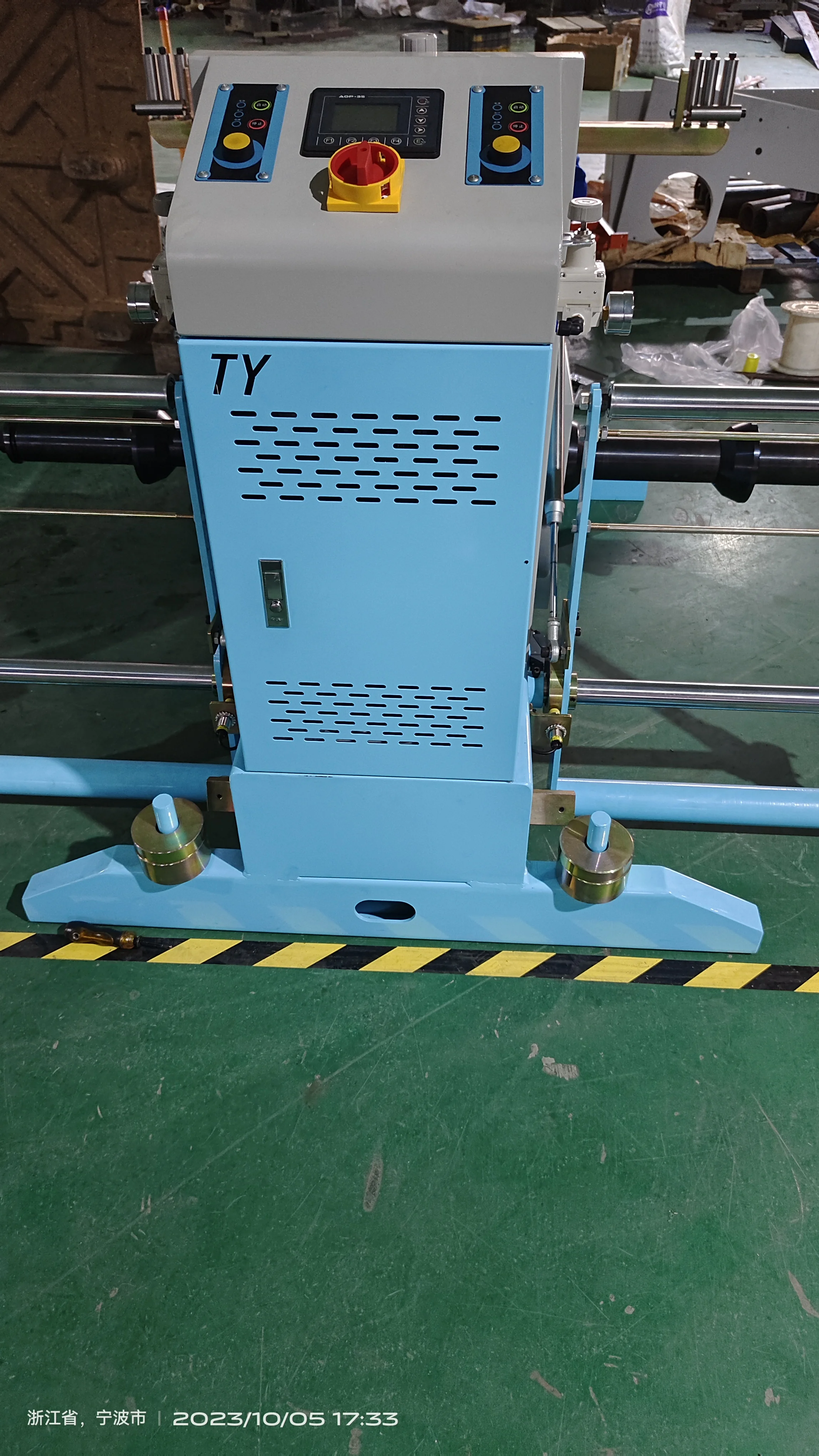 Chinese Factory Tension Control Multi-head Pay-off Rack Pay-off speed Max 250m/min Strander Pay-off Stand