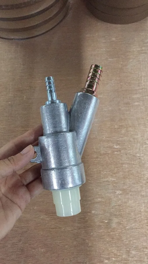 Automatic Glass Sandblasting machine parts spraying gun