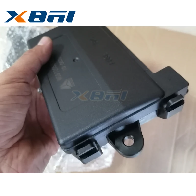 Original fuse device for HOWO 7-way fuse device assembly (country VI) SITRAK fuse WG9720580051