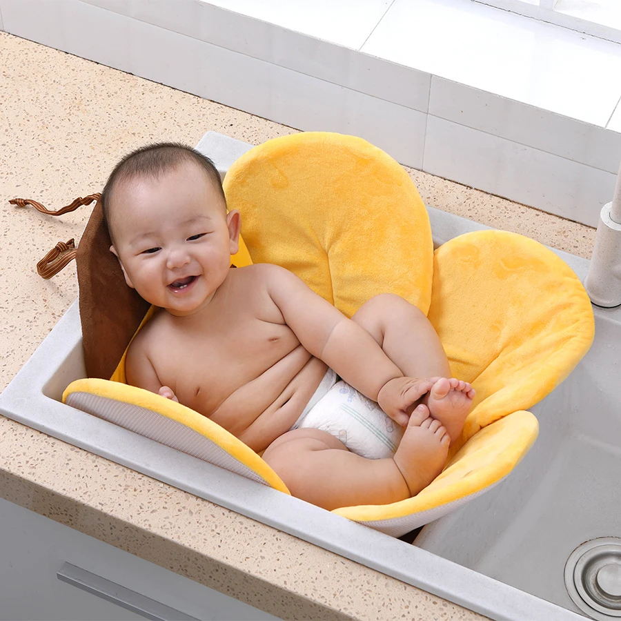 bee shape bath cushion for infant ,infant bathtub mat for sinks, baby bath pad