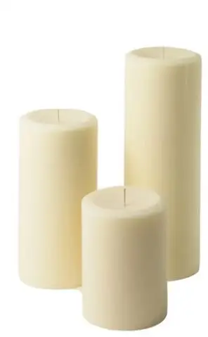Granulated soy wax making candles pillar