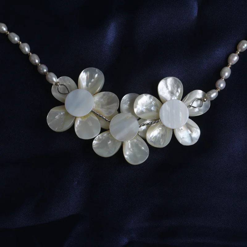 Natural Rice Shape Flower Freshwater Pearl Necklace Jewelry Set Sea Shell Necklace For Women