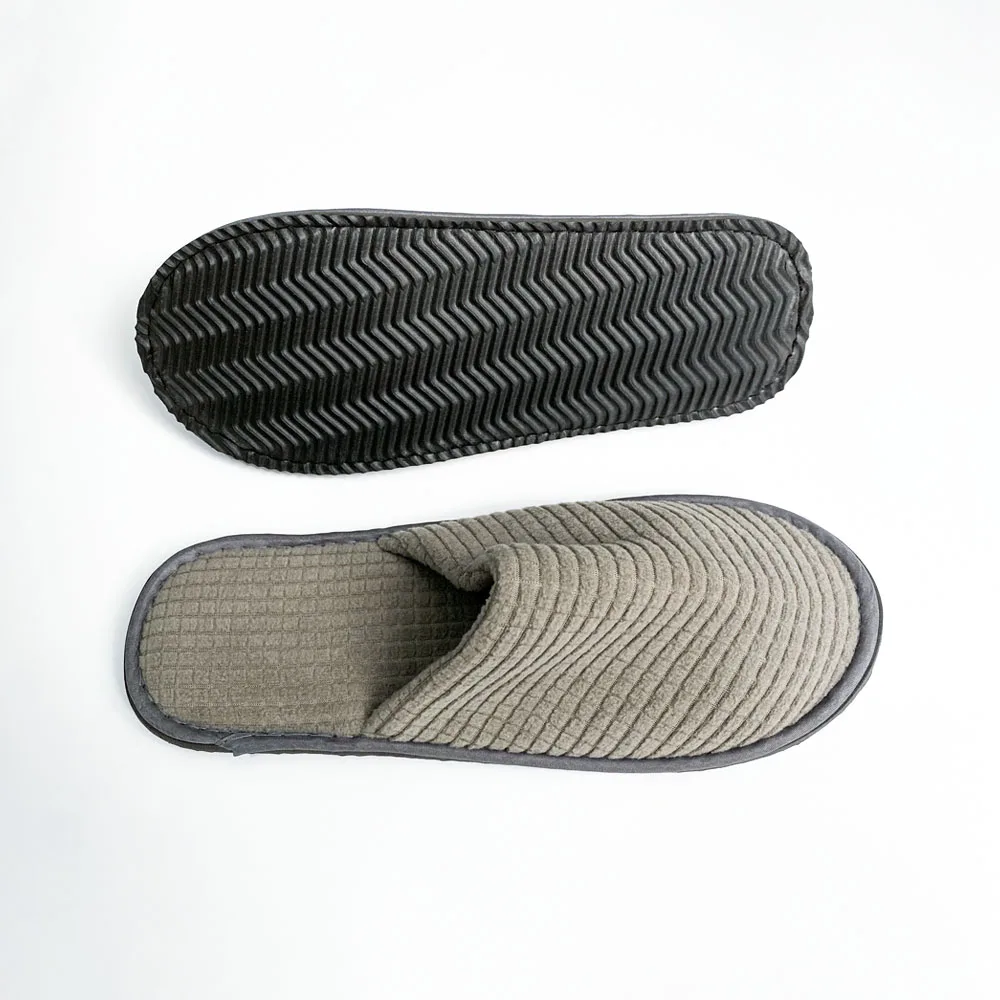 Hotel customized disposable slippers non-woven hotel slippers velvet coral velvet waffle hotel slippers
