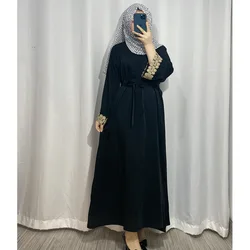 Traditional Muslim Clothing Modest Women Islamic Middle East Dubai Dress Elegant Embroidery Long Robe Dress Kaftan