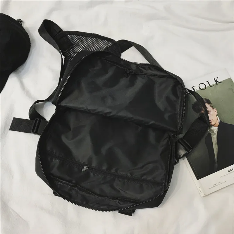 Street style 2020 fashion women men bag chest rig bag sports for young people