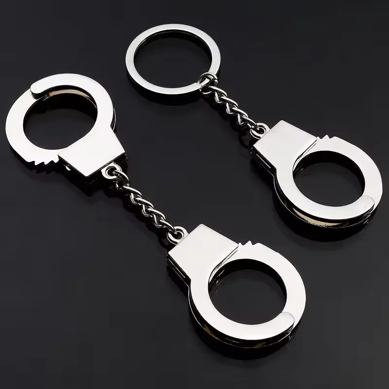 New Style Metal Handcuff Shaped Key Chain Barrel Plating Zinc Alloy Mini Simulated Handcuffs Keychain