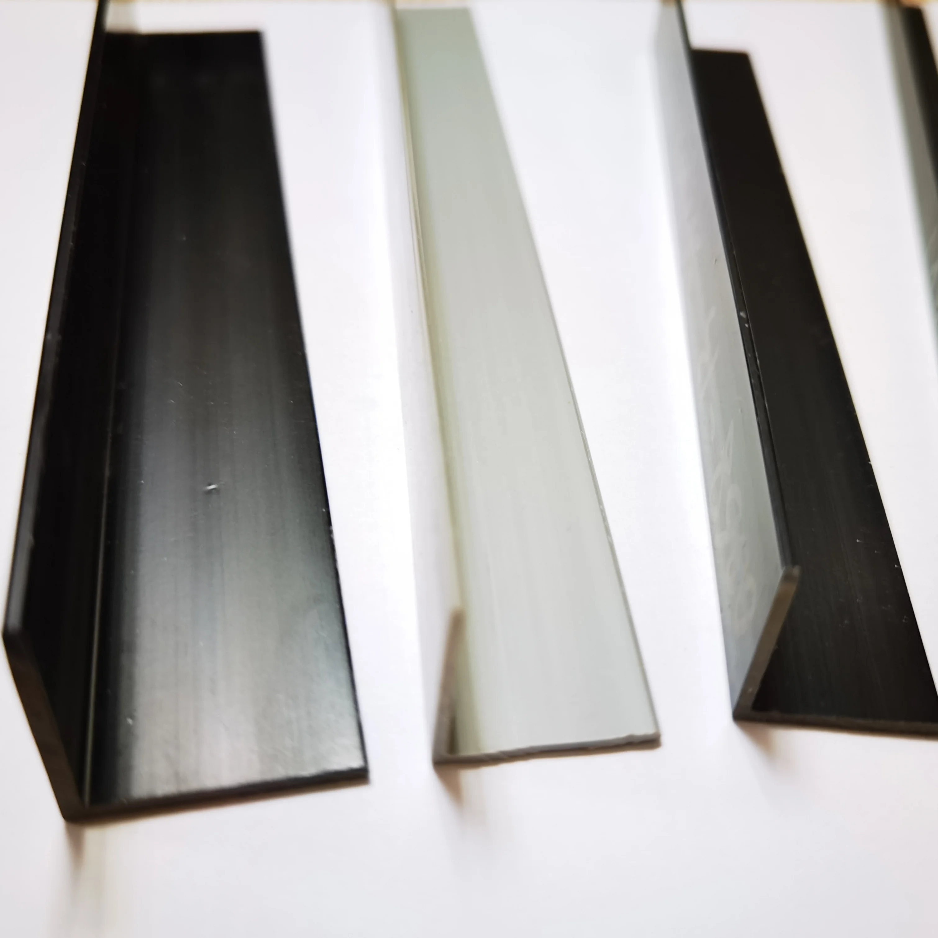 Durable PVC Wall Corner Guard Decorative Tile Edge Protector Trim for Interior Finishing