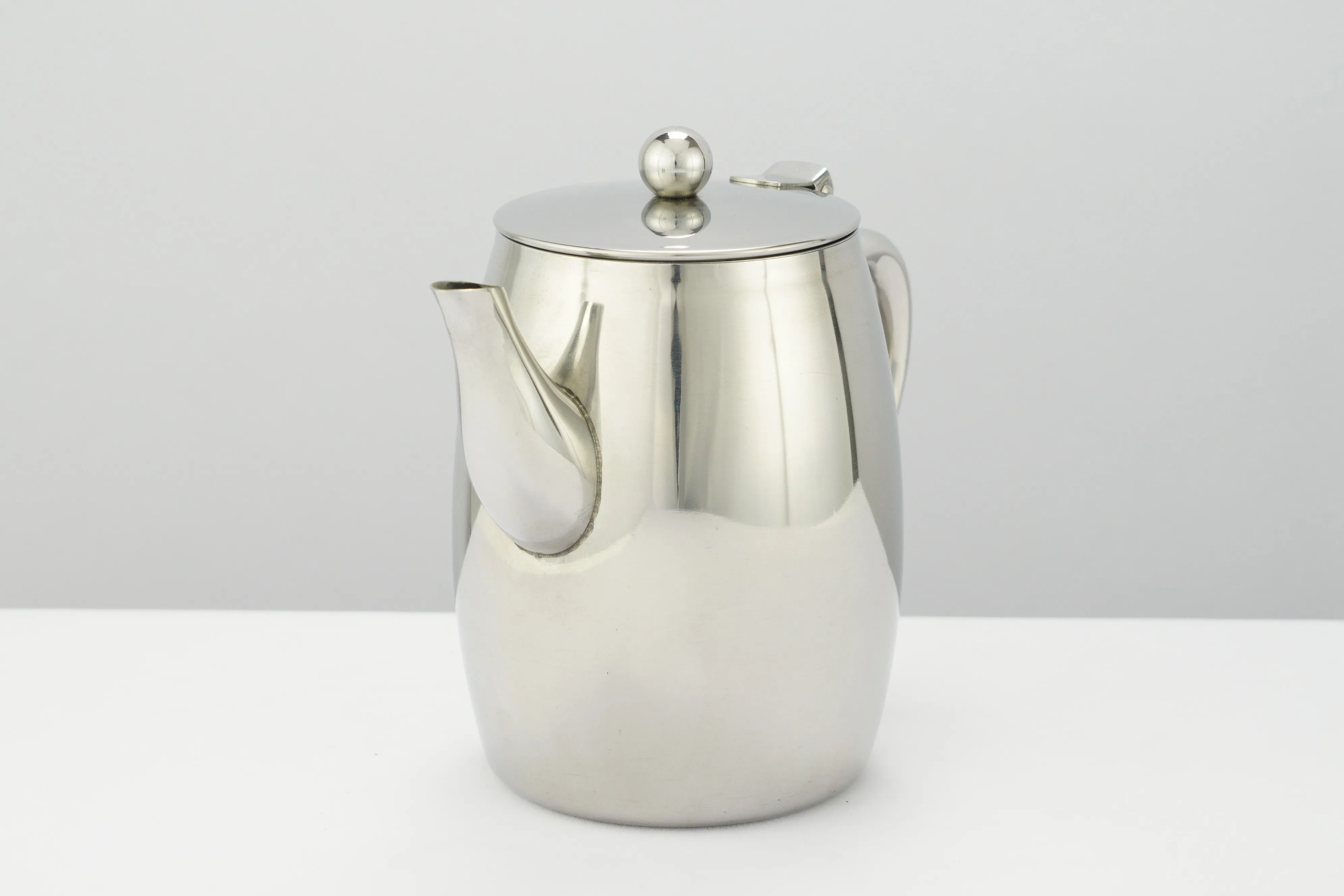 European luxury 530ml home Kitchen 304 stainless steel polished silver with lid comfortable handle flush tea pot