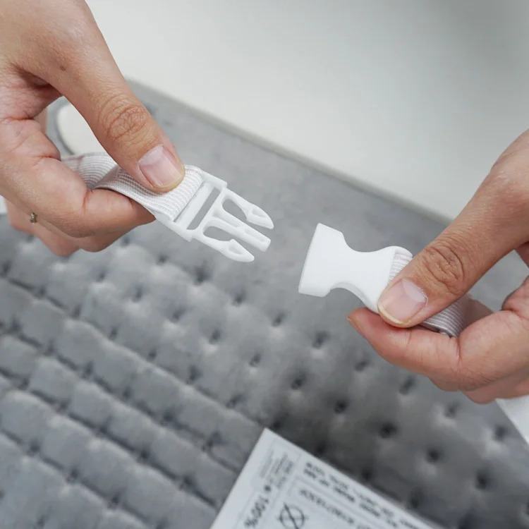 220-240V Three temperature Controlled Magic Thermal Electric Back Heating Pad